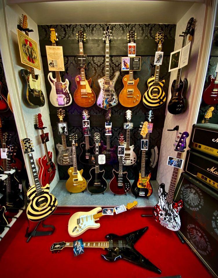 Fender Jimi Hendrix 2023 Voodoo Child Spiralkabel + Ltd Box in Herne