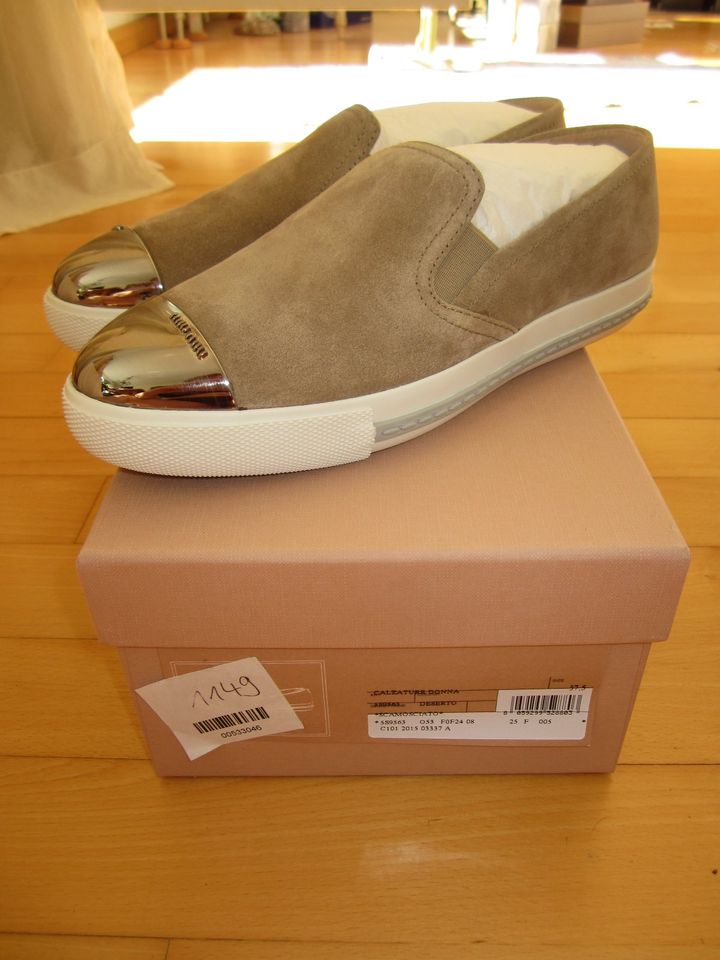 Miu Miu Prada Schuhe Slip-on silber Kappe Sneaker Leder Gr.37,5 in Hannover