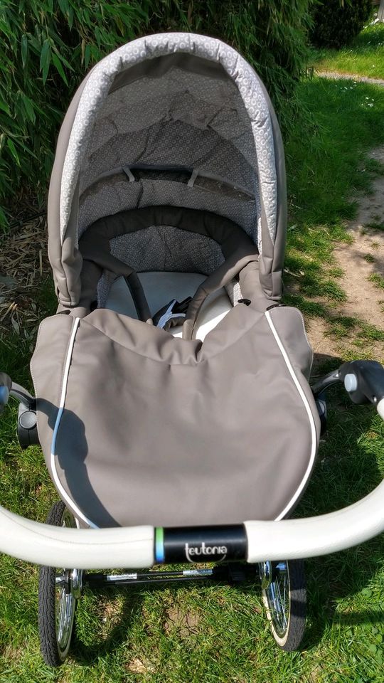 Kinderwagen Buggy Teutonia Elegance in Dresden