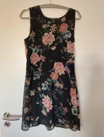 Vero Moda Sommerkleid Größe M Blumen schwarz Nordrhein-Westfalen - Rheine Vorschau