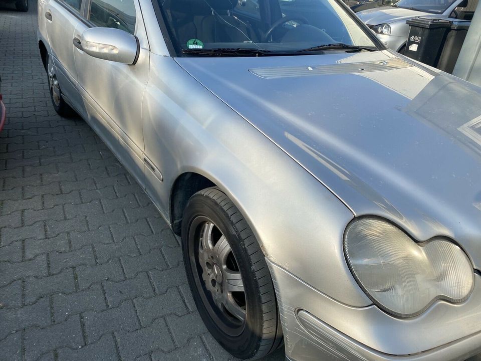 Mercedes W203 C Klasse Ersatzteile SCHLACHTFEST Autoteile in Köln