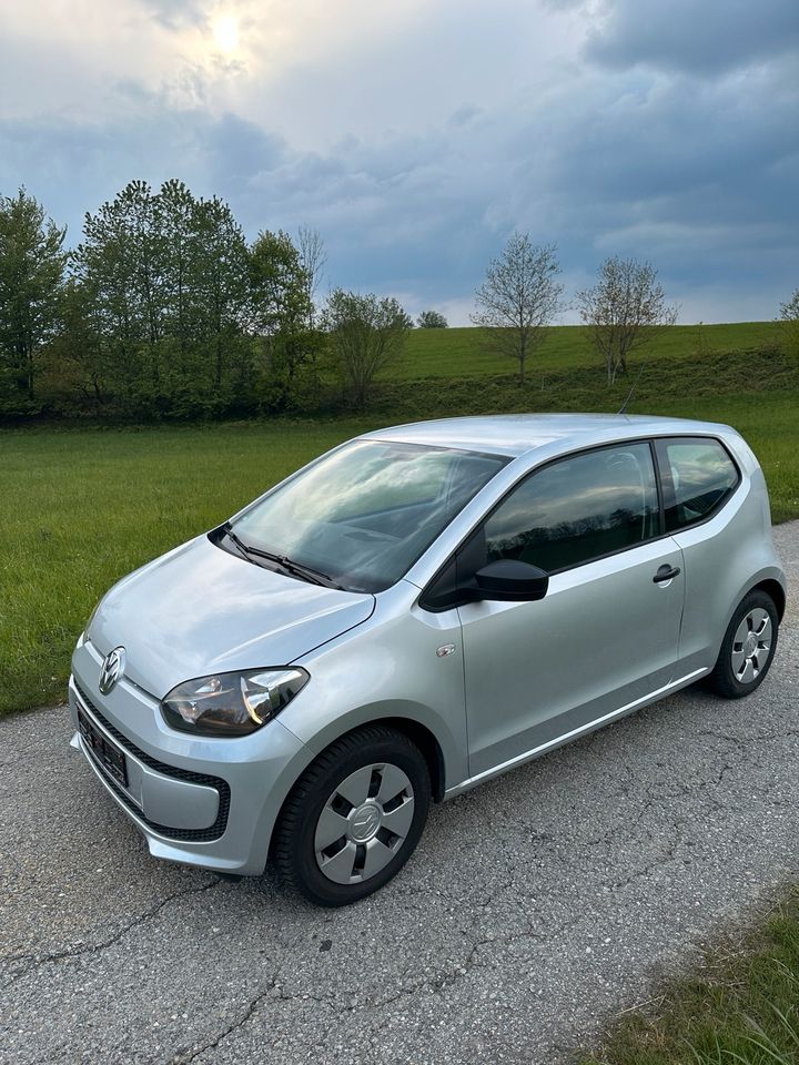 VW Up! 85.000km*TÜV 8/2025*Service Neu in Deggendorf