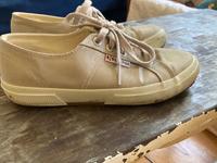 Schuhe *gold/ creme *Sneaker *Satin/ glänzende Optik Berlin - Neukölln Vorschau