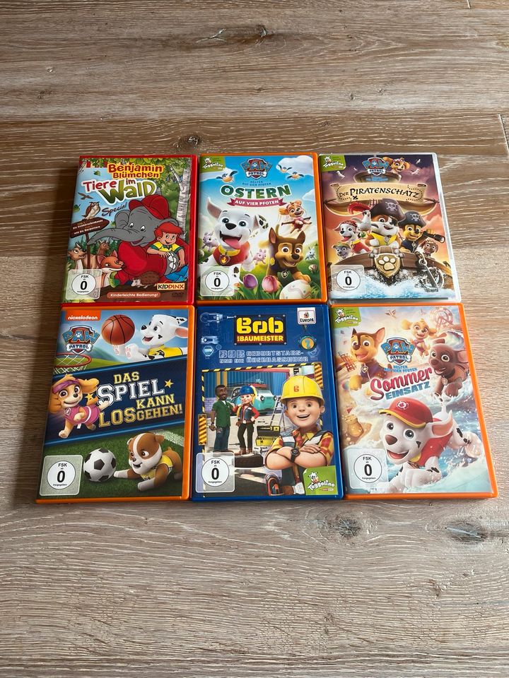 Verschiedene DVDs in Friedberg