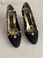 Elegante Beverly Feldmann Damen Pumps edel verziert Größe 36 München - Bogenhausen Vorschau