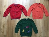 3er Jungen Paket Cardigan Pullover Pullis Gr.98-104 Nordrhein-Westfalen - Bornheim Vorschau