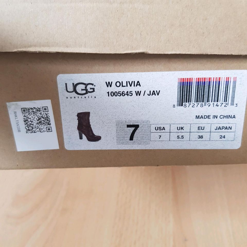 UGG Stiefel Größe 38 Modell Olivia braun in Peine