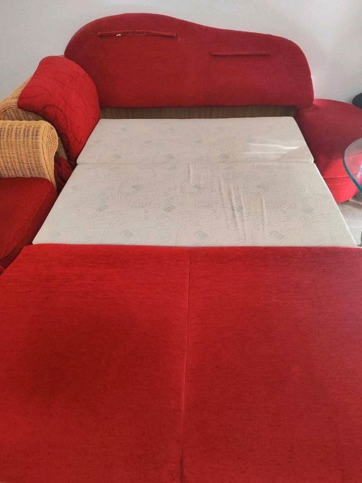 Sofa 2 Sitzer und 3 Sitzer mit Schlaffunktion!! Rot in Frankfurt (Oder)