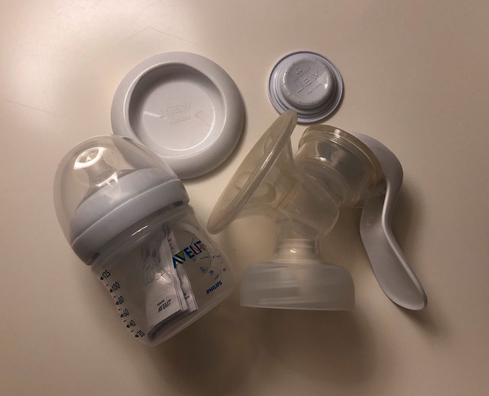 Set aus Pumpe und NEU Flasche für Neugeborene von Philips Avent in Düsseldorf