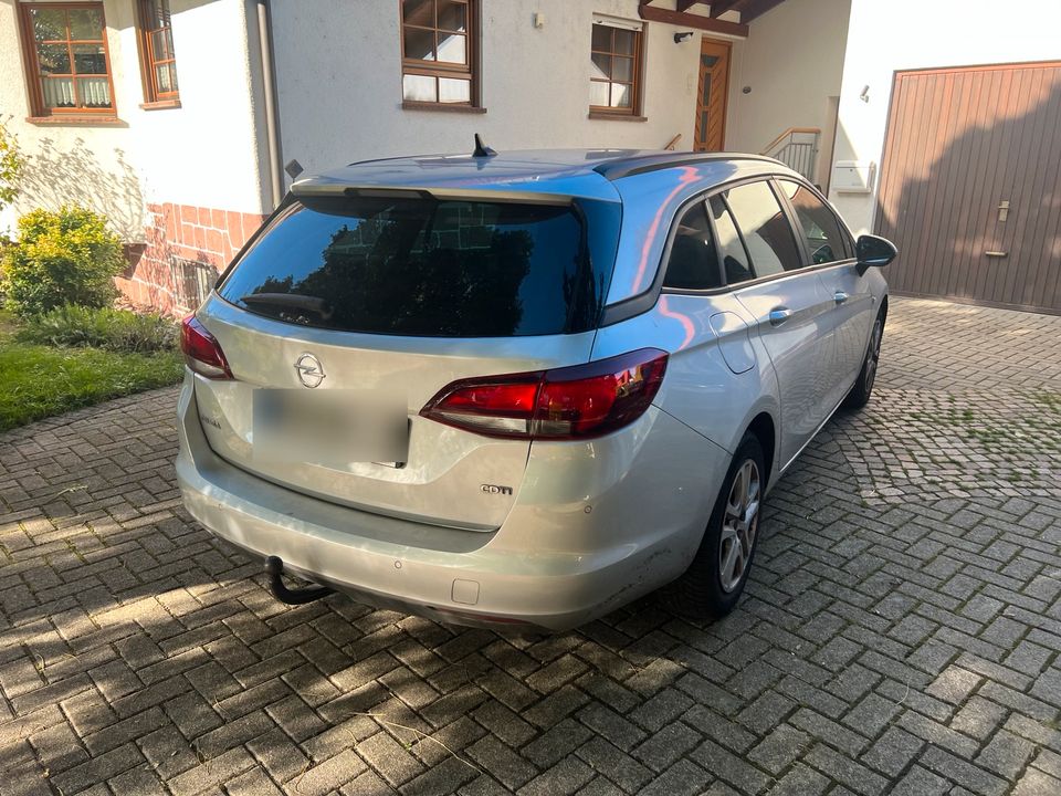 Opel Astra Diesel Kombi 1.6l Sportstourer in Kehl