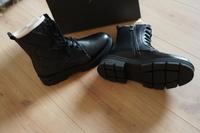 Boots chunky Reissverschluss Muster punk Lederschuhe Niedersachsen - Bückeburg Vorschau