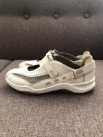 REMONTE Lederschuhe Sneaker Sandalen Echtleder Leipzig - Leipzig, Zentrum-Ost Vorschau