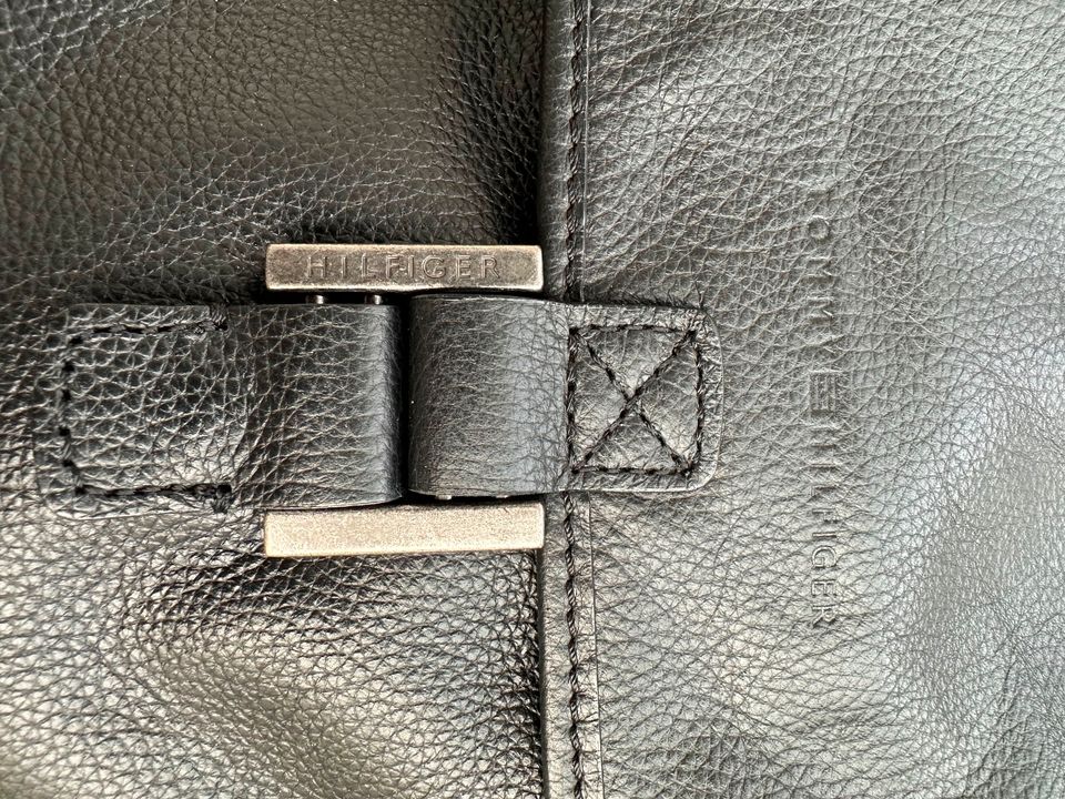 Herrentasche (Leder) von Tommy Hilfiger in Gelsenkirchen