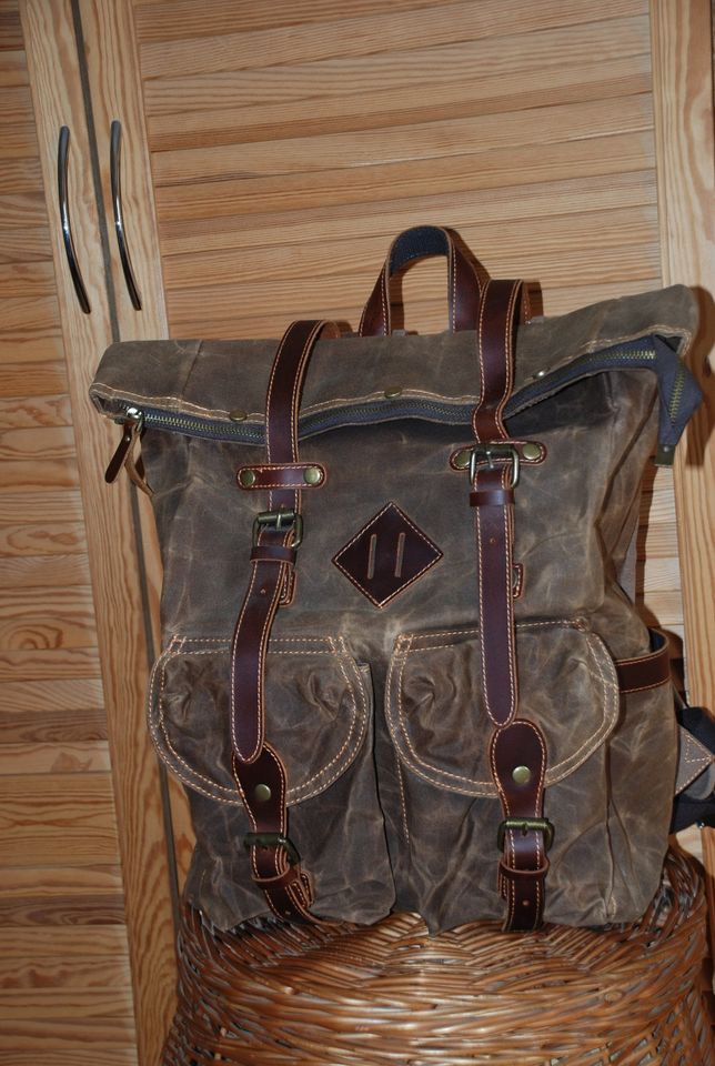 Rucksack Biker retro braun neu in Oerlenbach