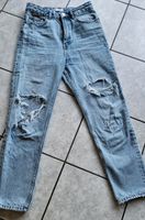 Zara Jeans Jeanshose blau Löcherjeans Damen Größe 36 Nordrhein-Westfalen - Mönchengladbach Vorschau