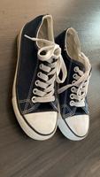Sneaker in blau wie Chucks Nordrhein-Westfalen - Paderborn Vorschau