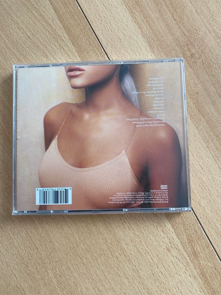Ariana Grande - Sweetner Musik CD in Mönchengladbach