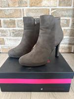 Buffalo Stiefelette Grau Gr. 39 Nordrhein-Westfalen - Reichshof Vorschau
