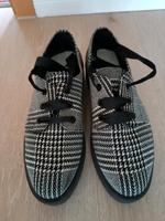 Coole Schuhe in 39 Rostock - Lütten Klein Vorschau