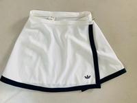 Adidas Tennisrock retro vintage weiß Gr. 40/42 Altona - Hamburg Rissen Vorschau