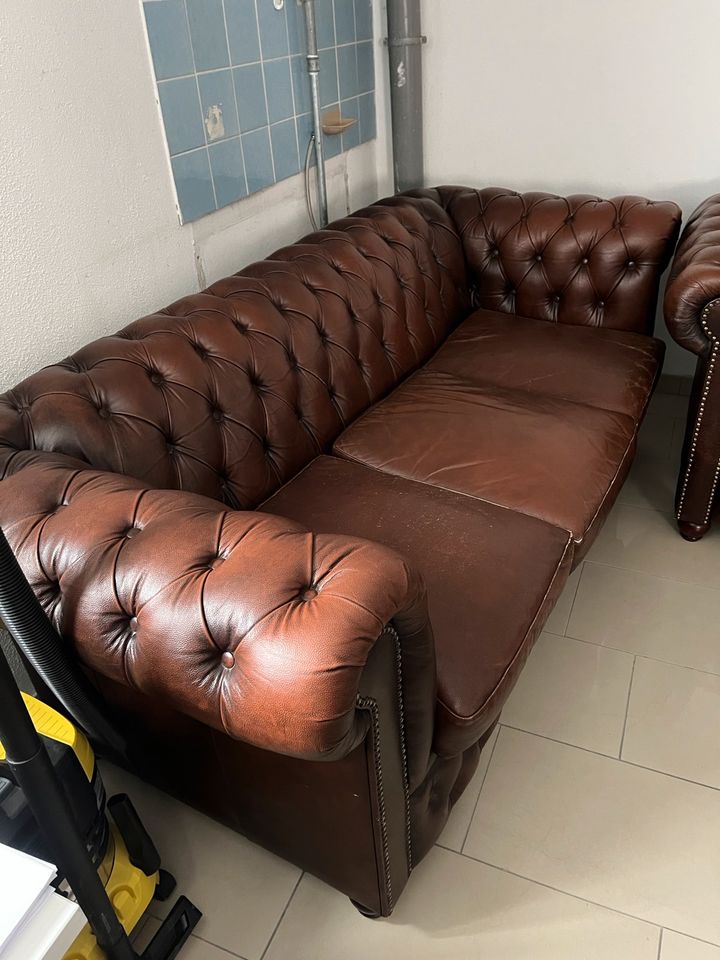 Sofa Chesterfield Orginal 3 er in Mühlhausen-Ehingen