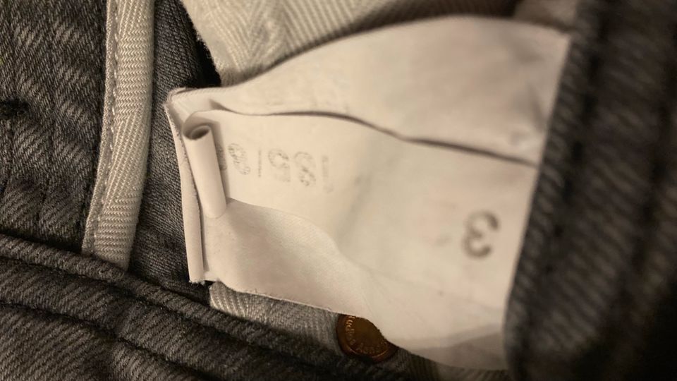 Acne Studios Jeans stark gebraucht in Bad Dürkheim