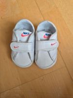 Nike Babyschuhe Gr. 1c 0-3 Monate Baden-Württemberg - Ettlingen Vorschau