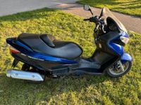 Suzuki Motorroller 200 Burgmann technisch einwandfrei!! Düsseldorf - Benrath Vorschau