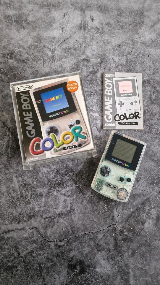 Gameboy Color Clear mit OVP und Acrylbox in Bad Dürkheim