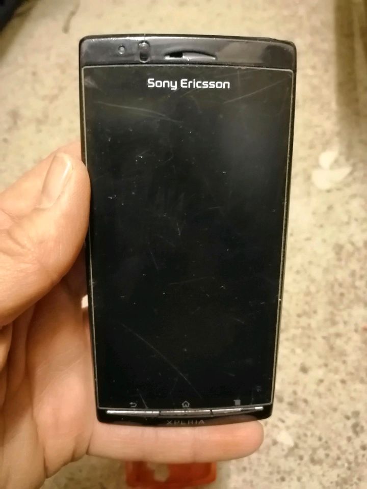 Sony Ericsson Xperia Arc S DEFEKT in Meerbusch
