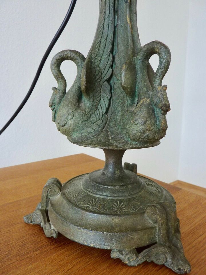Antike Tischlampe, voll funktionsfähig ... Sehr guter Zustand! in Hannover