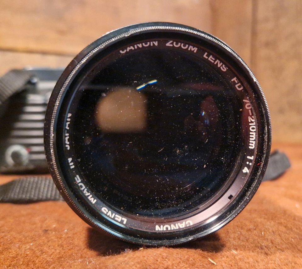 Canon T70 Fotoapparat/Kamera in Flintbek