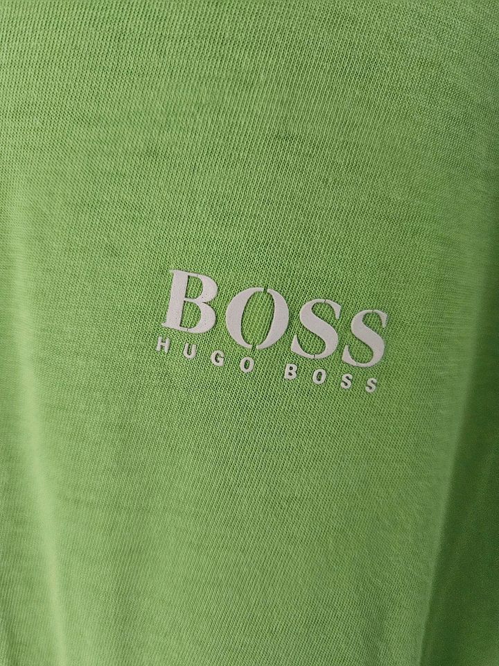 Boss/Hugo Boss T-Shirt Gr. XXL regular fit grün in Düsseldorf ...
