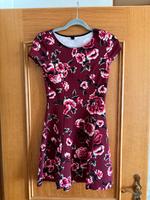 Kleid - Größe 34 - Rot mit Blumen Bayern - Metten Vorschau