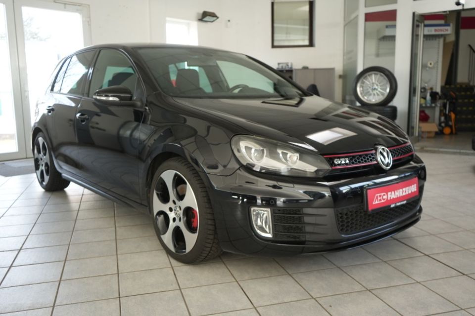 Volkswagen Golf VI GTI 2.0 TSI 211PS /  Bi-Xenon / HU NEU in Duderstadt