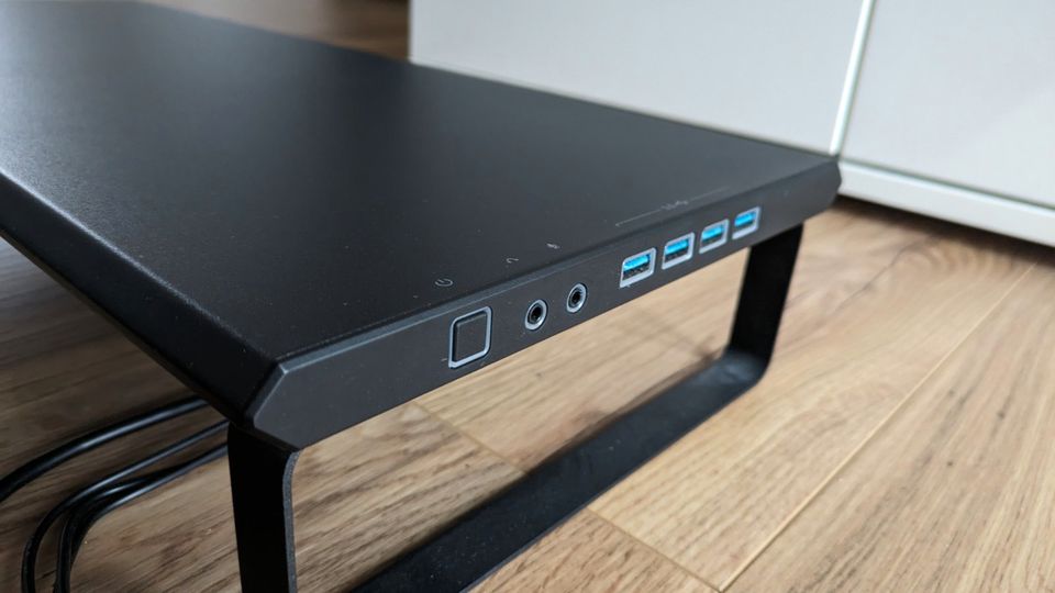 Deepcool M-Desk F3 Monitorerhöhung / Desktop Ständer in Pähl