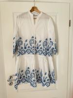 Marie Lund besticktest Sommerkleid weiß-blau Gr 36 Neu Hamburg-Nord - Hamburg Eppendorf Vorschau
