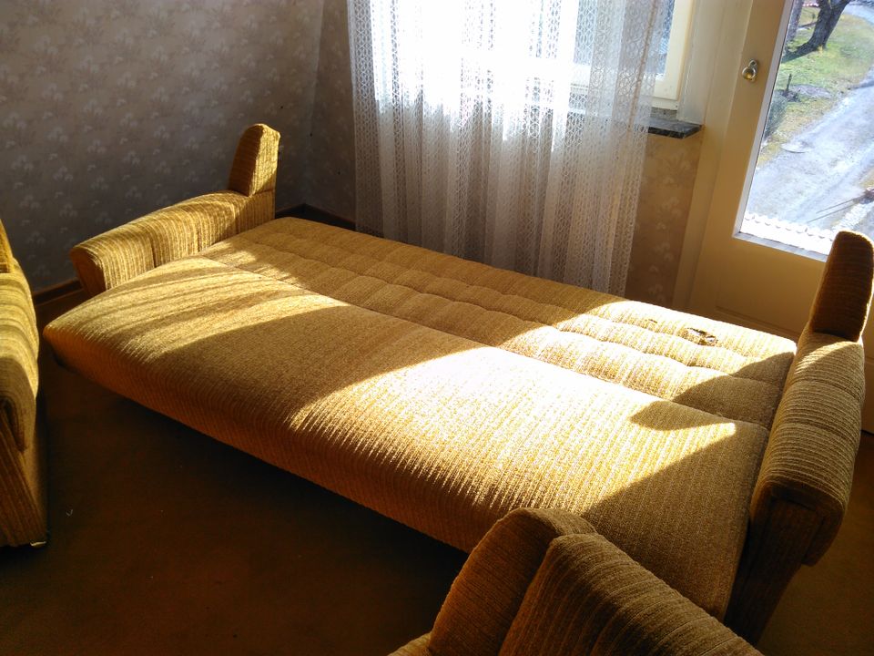 Sofa mit Schlaffunktion in Grebenau