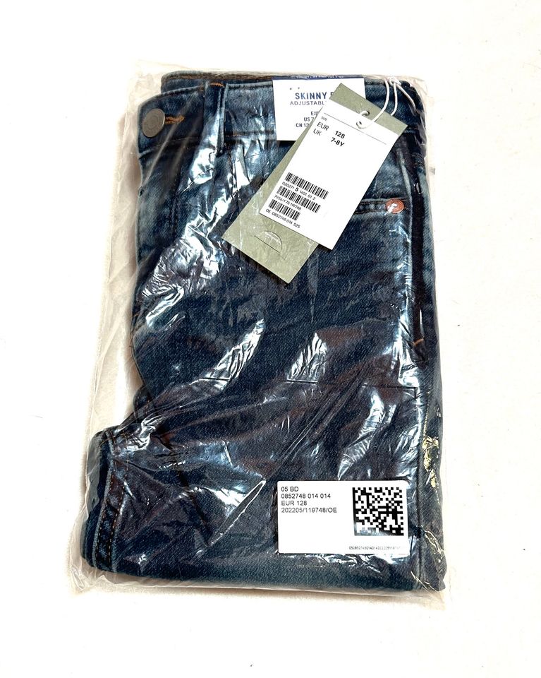 ✨NEUmE✨Jeans Hose blau dunkelblau skinny H&M 128 in Much