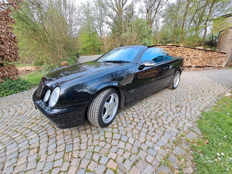 Mercedes CLK 230 Cabrio in Reichshof