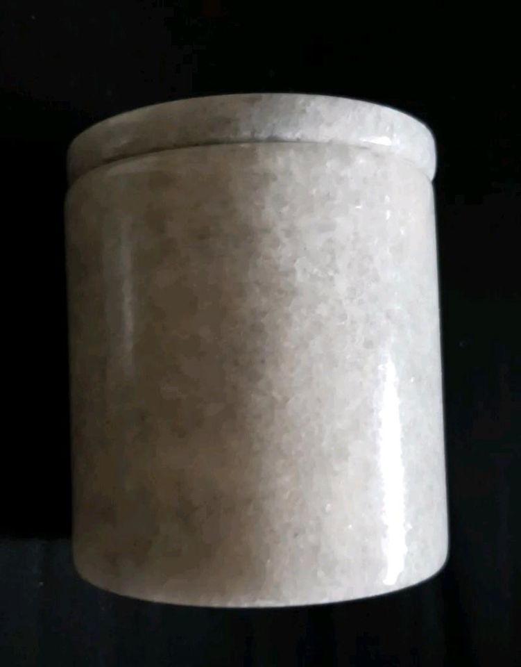 Marmor Dose Schmuckkästchen Schatulle weiß-grau massiv in Hof (Saale)