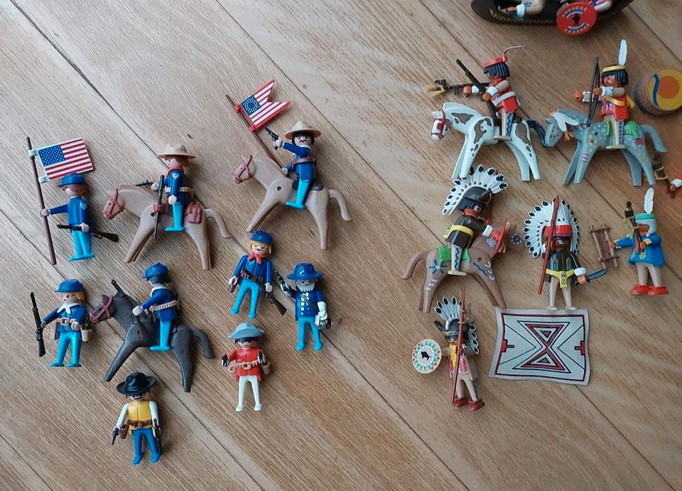 tiggeri stil Gylden Playmobil Cowboy und Indianer Figuren in Baden-Württemberg - Ditzingen |  Playmobil günstig kaufen, gebraucht oder neu | eBay Kleinanzeigen ist jetzt  Kleinanzeigen