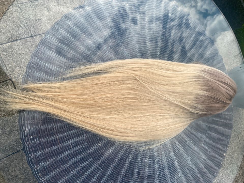 Hairfusion Lace Frontal Wig Echthaar Perücke Blond in Ratingen