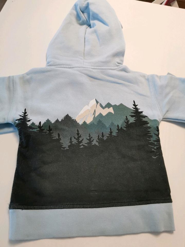 NEU GAP Hoodie Bergpanorama 104/110 in Bad Krozingen