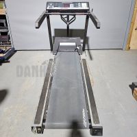 Life Fitness Laufband 9100 HR mit Polar, gebraucht Schleswig-Holstein - Ulsnis Vorschau