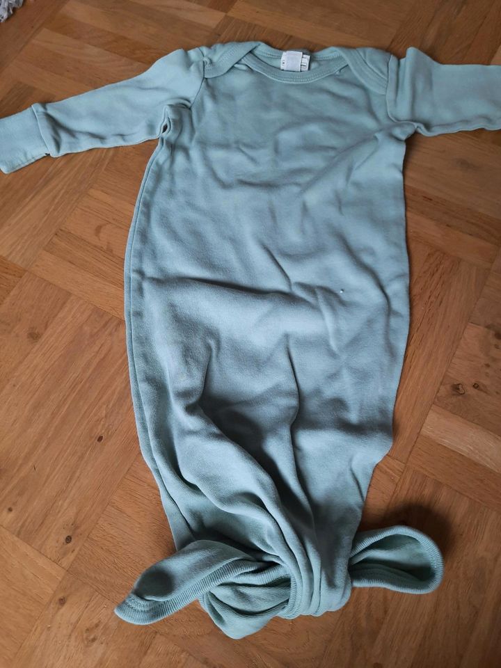 Puk-Body für Neugeborene / Baby Knotenkleid in Lüdinghausen