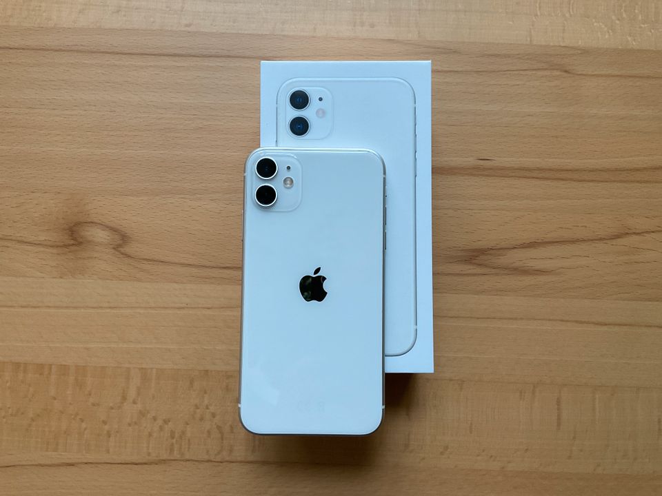 iPHONE 11 weiß 64 GB in Wettenberg