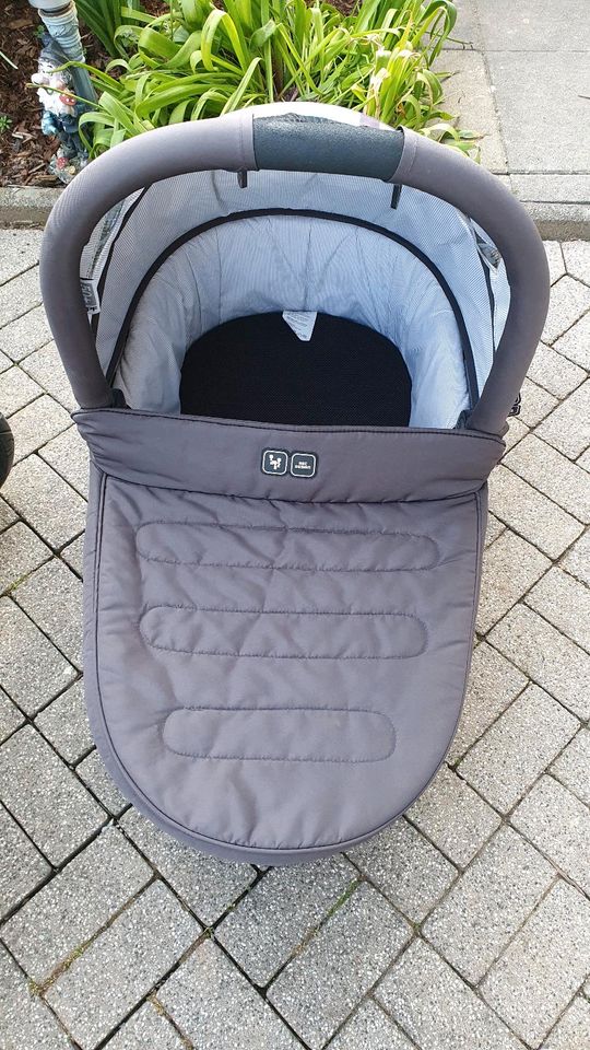 Kinderwagen mit Babyschale ABC Design Viper 4S in Ehringshausen