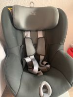 Britax Römer Dualfix M-Size 360Grad Baden-Württemberg - Grenzach-Wyhlen Vorschau