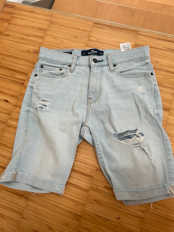 Hollister Shorts Jeans W28 in Pinneberg